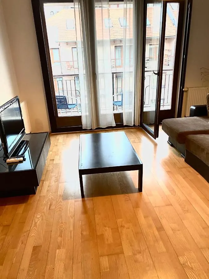Remo'S Apartment By Gozsdu Budapest